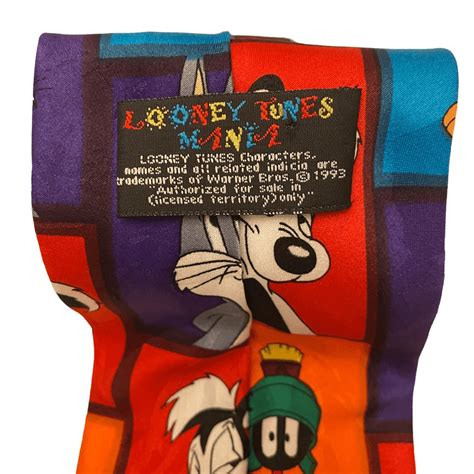 Looney Tunes Mania Marvin Bugs Bunny Pepe Le Pew W Gem