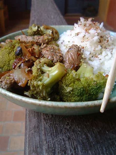 Recette De Boeuf Saut Aux Oignons Et Au Brocoli