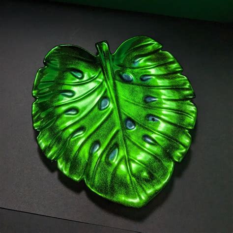 Emerald Green Metallic Monstera Leaf Trinket Dish Large Green Heart