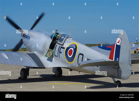 Raf Supermarine Spitfire Immagini E Fotografie Stock Ad Alta