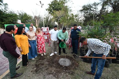 Anuncia Homero Martínez rehabilitación de parque Las Auras 35 Milímetros