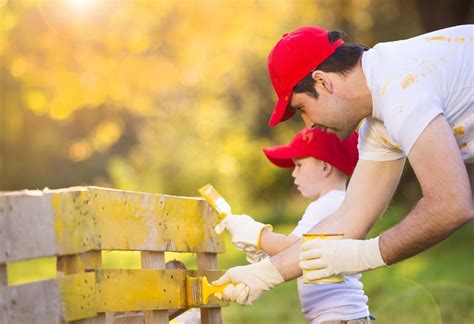 How to Paint a Wood Fence