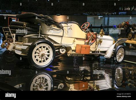 Mercedes 75 Hp Double Phaeton The First Series Produced Automobile