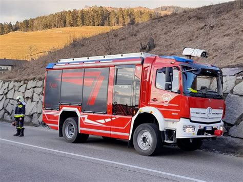 Verkehrsunfall Zwischen Percha Und Nasen Mehrere Pkw Involviert