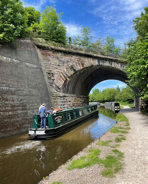 10 Day And Two Week Canal Boat Holidays From Great Haywood Anglo