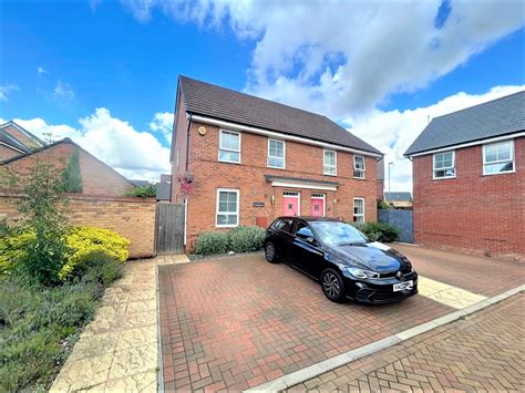 Brooklands Milton Keynes Bed Semi Detached House Torrington Drive