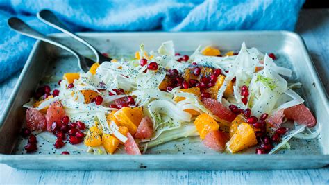 Salat Med Fennikel Sitrus Granateple Og Valmuefrø Oppskrift