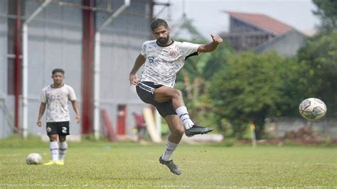 Striker Persija Jakarta Abdulla Yusuf Helal Kembali Dipanggil Timnas