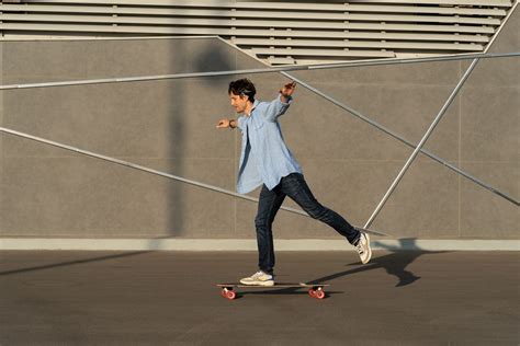 Longboard Freestyle Dancing: Your Complete Guide!