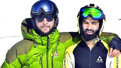 kashmir olympian arif khan skier wasim bhat  participate  fis race