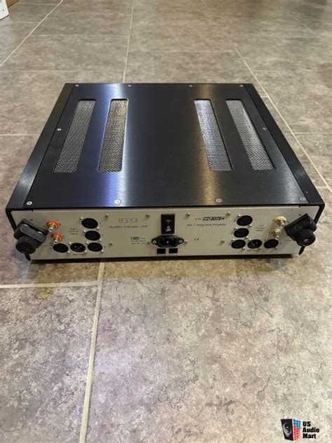 Ayre Ax Twenty Integrated Amplifier Black Photo Us Audio