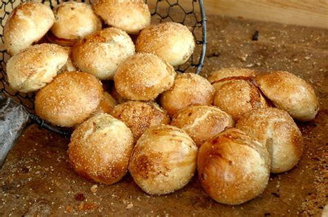 Uzbek samsa - a delicacy from tandoor | Uzbekistan Travel