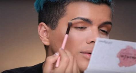 5 Male Beauty Vloggers That Are Breaking Gender Stereotypes And How