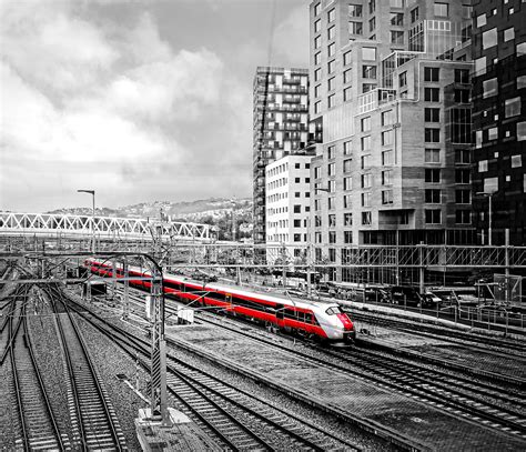 photo     flytoget  airport express train  oslo