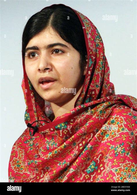 Malala yousafzai hi-res stock photography and images - Alamy