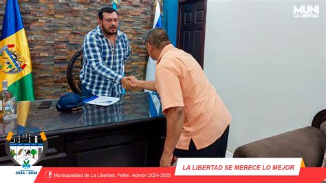 El Sr Alcalde Municipal Yony Maldonado Calderón Brida Atención a