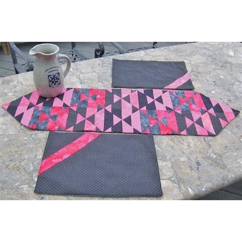 2 Cool 4 Dinner Table Runner And Placemat Cut Loose Press Pattern