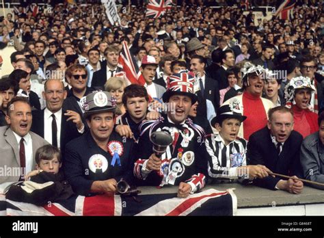 England v West Germany - 1966 World Cup Final - Wembley Stadium Stock ...