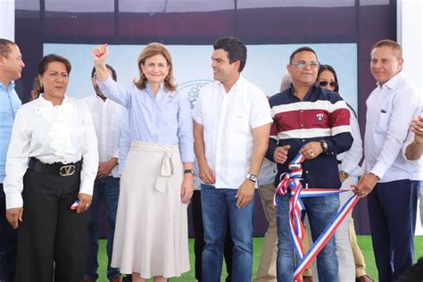 Con Una Inversi N De M S De Rd Millones Gobierno Inaugura Planta