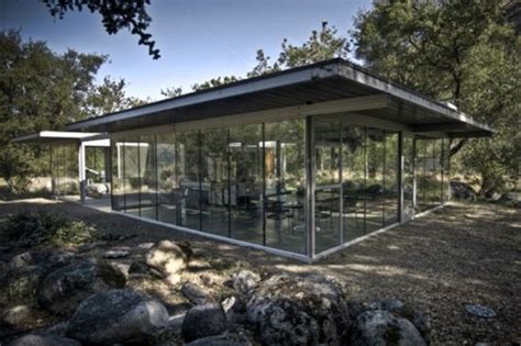 Those Who Live In Glass Houses Shouldnt Throw Stones Literally Speaking Glass House Design