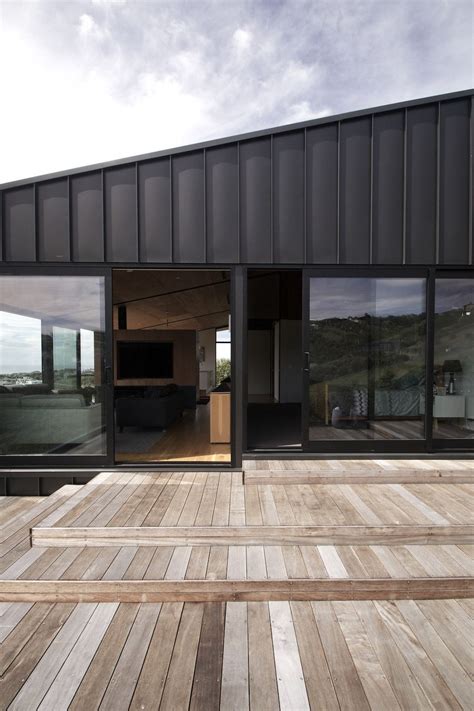 A Black Zinc House Overlooking New Zealands Southern Alps Ignant