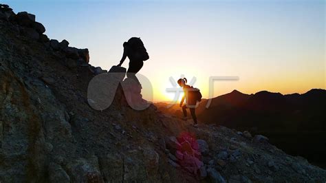 团队精神登山剪影手拉手登山山顶攀登顶峰1920x1080高清视频素材下载编号9800168实拍视频光厂vj师网