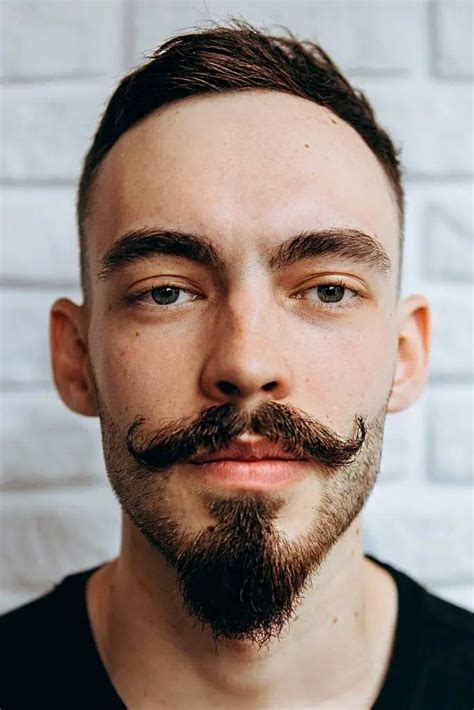 7 Best And Amazing Pirate Beard Styles 2024