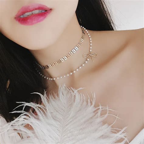 2019 Explosion Models Simple Wild Pearl Clavicular Chain Womens Short