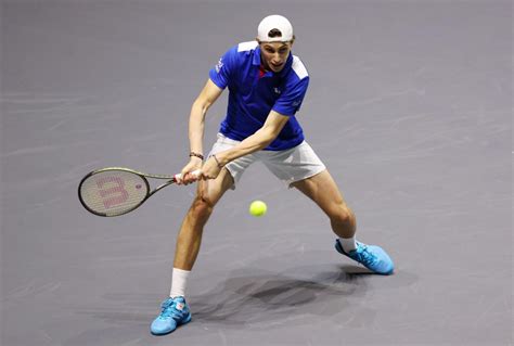 Ugo Humbert Leads France To Davis Cup Victory Over Wawrinka S Switzerland