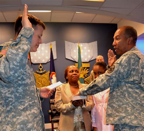 Thomas Becomes Th Command Sergeant Major Of The Army Reserve