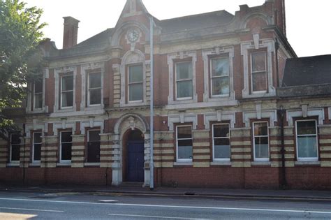 Lewes Road Bus Garage N Chadwick Cc By Sa 2 0 Geograph Britain And