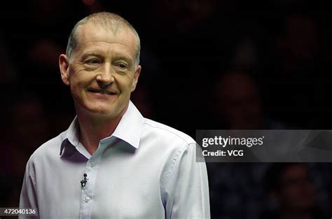 Steve Davis Snooker Photos Photos and Premium High Res Pictures - Getty ...