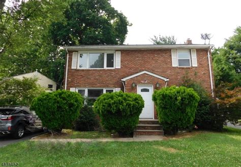 62 Mercer Ave Unit 2 North Plainfield NJ 07060 Room For Rent In