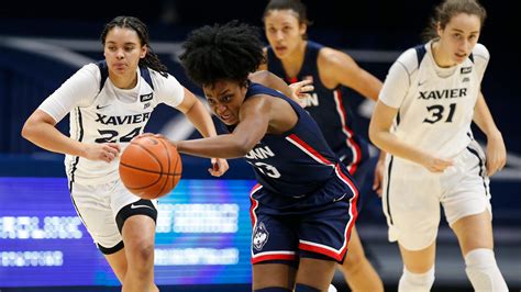 Top Ranked Uconn Routs Xavier For Eighth Consecutive Win