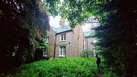 Exploring An Abandoned Millionaire S Countryside Mansion Summer House