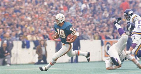 #8. Super Bowl VIII: RB Larry Csonka, Miami Dolphins