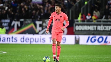 Mercato PSG Leonardo Voit Grand Pour La Succession De Thiago Silva