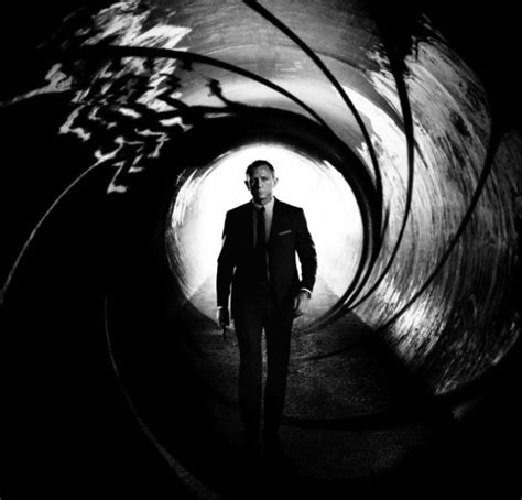 First Official 007 Skyfall Poster Revealed – The Reel Bits