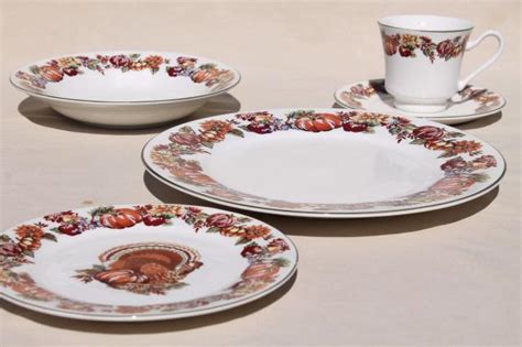 Fine Stoneware Thanksgiving China Dinnerware W Turkey And Fall Harvest