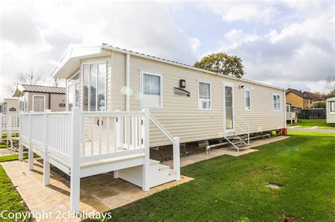 8 Berth Caravan at Hopton Haven Holiday Park, in Great Yarmouth. REF ...