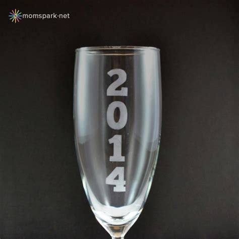 Diy Etched New Year S Eve Champagne Flutes Mom Spark Mom Blogger