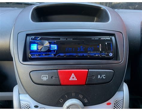 Toyota Aygo 2010 Fitted With Alpine UTE 200BT Bluetooth Car