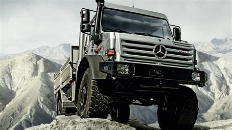 Mercedes Truck Wallpapers Wallpaper Cave