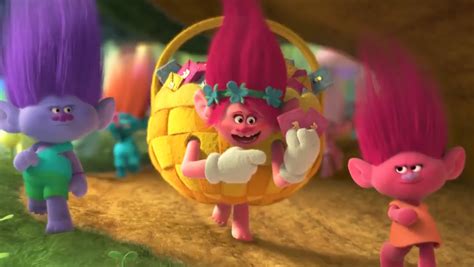 In The Movie Trolls Princess Poppy Is Singing Move Your Feet And