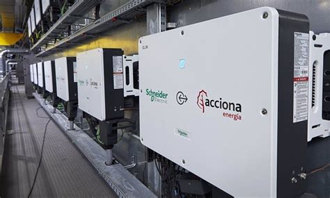 Schneider Electric Y Acciona Energ A Desarrollan La Primera Microrred