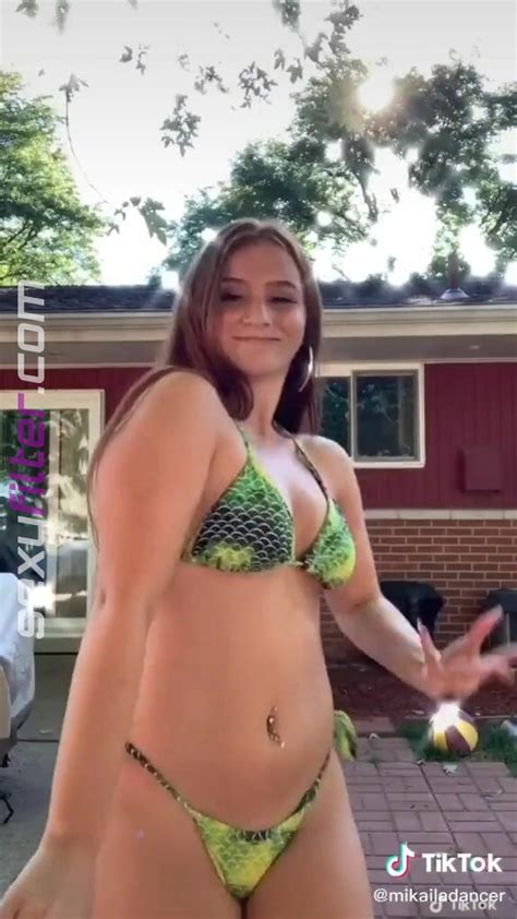 Erotic Mikaila Murphy In Snake Print Bikini Sexyfilter