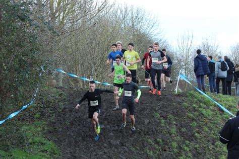 Photos et vidéos UNSS le cross country académique a rassemblé 1 200