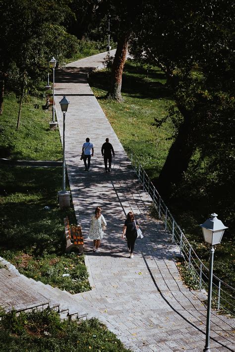 Miholjsko Ljeto Na Trebinjskim Ulicama Kroz Objektiv Jovana Vidakovi A