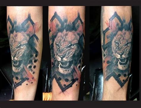 Tatuaje del artista Mexicano Garo Lozada leon Tatuajes y más