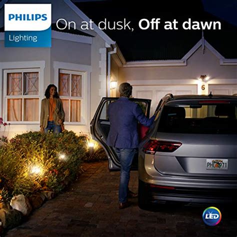 Philips LED Dusk To Dawn Outdoor A19 Light Bulb Flicker Free 800